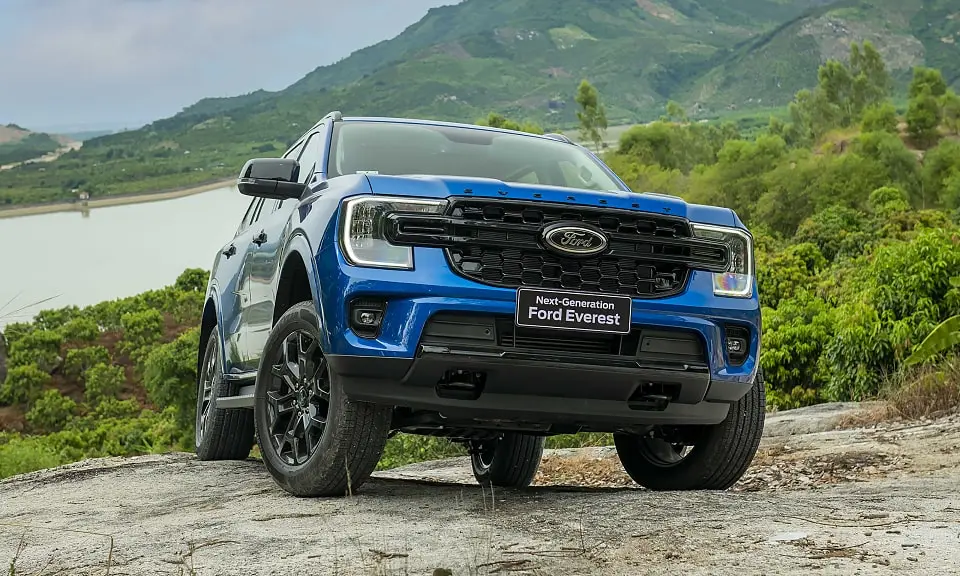 ford everest 2023 giá bán